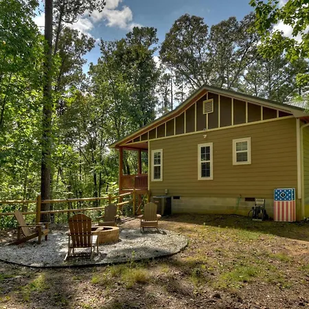 Villa Mountain Livin'